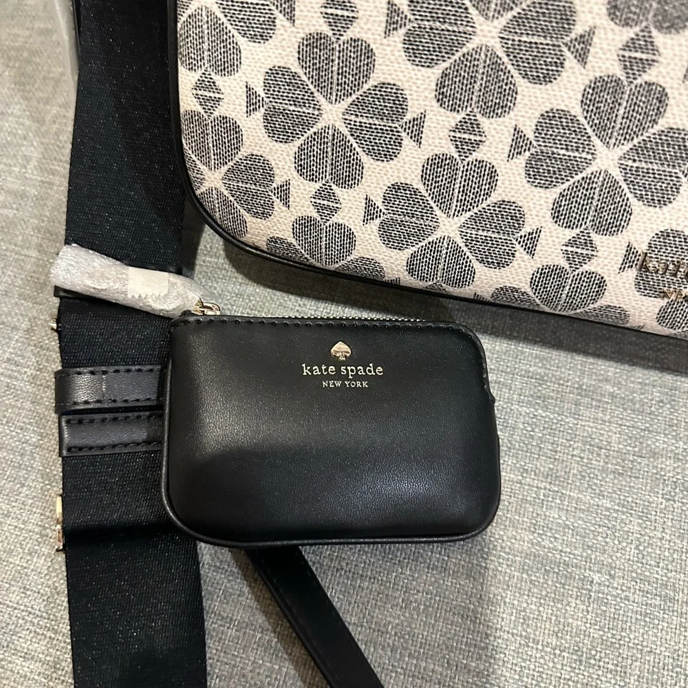 Kate Spade Large Crossbody - Picture 2 of 8